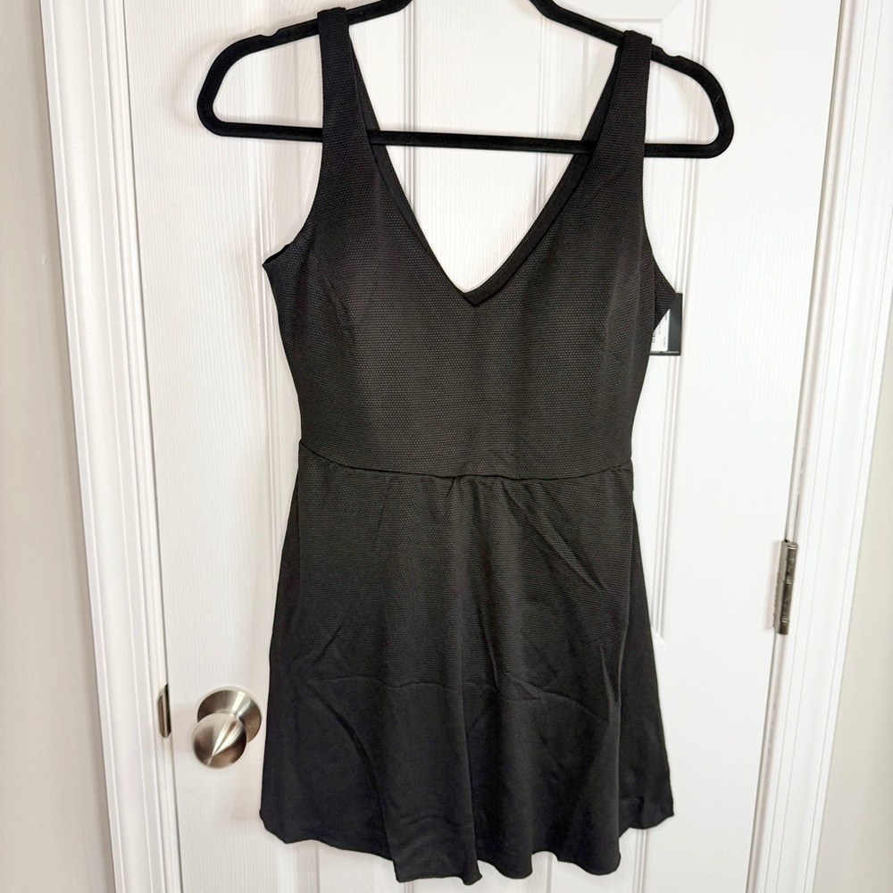 Spanx Shaping Piqué Swim Dress in Very Black NEW with Tags Size Large